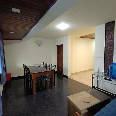 High Shine Homestay Meppādi Buitenkant foto