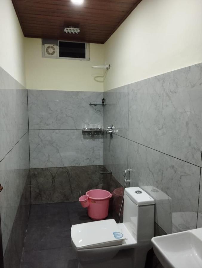 High Shine Homestay Meppādi Buitenkant foto
